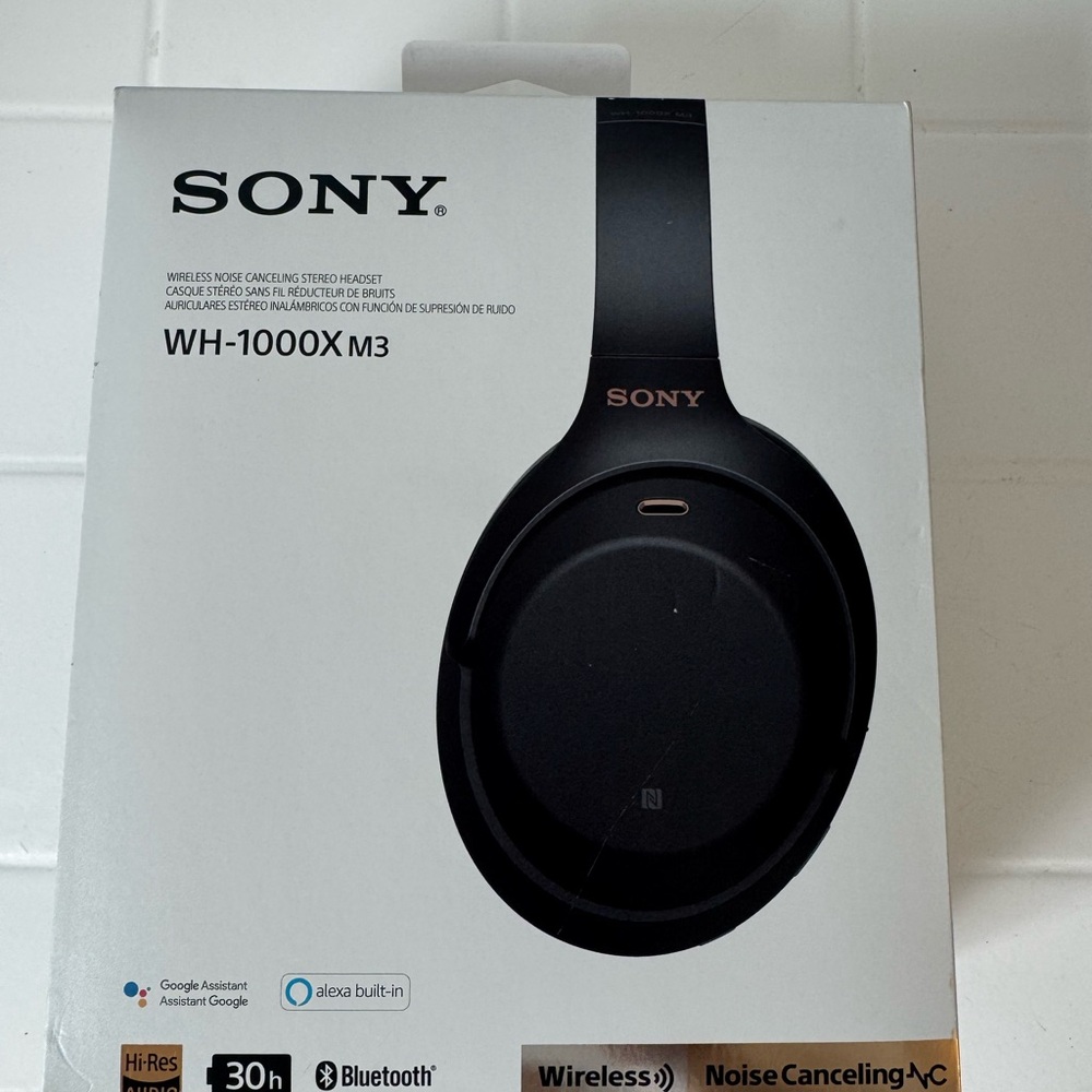 🎧 Noise Cancelling Headphones